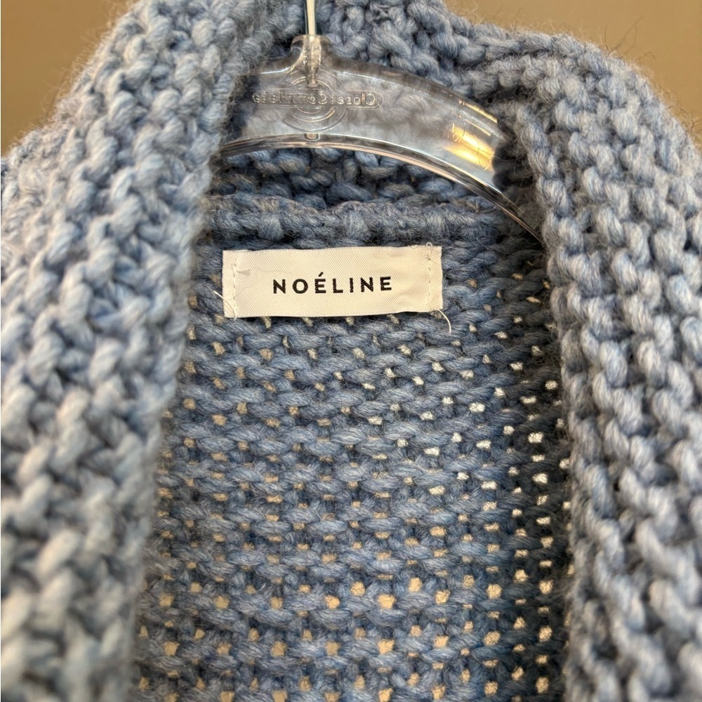 Noeline Blue Women's Cardigan - Picture 2 of 9